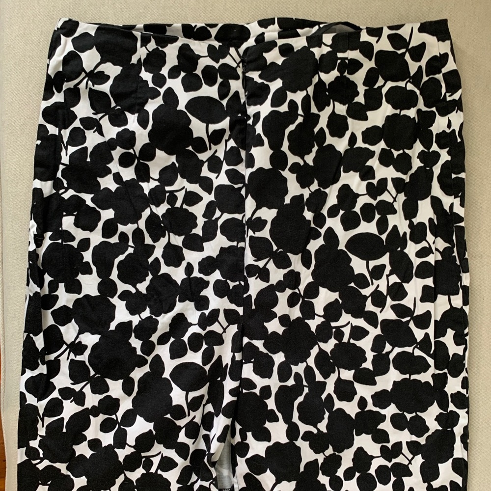 NY&Co Black & White Pencil Skirt
